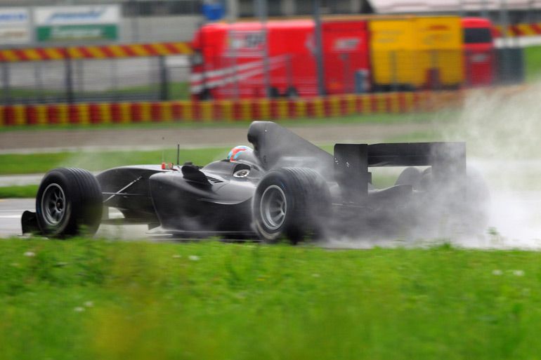 Andrea durante lo sviluppo della Ferrari per la serie A1 GP a Fiorano, foto di Mario Chiarappa