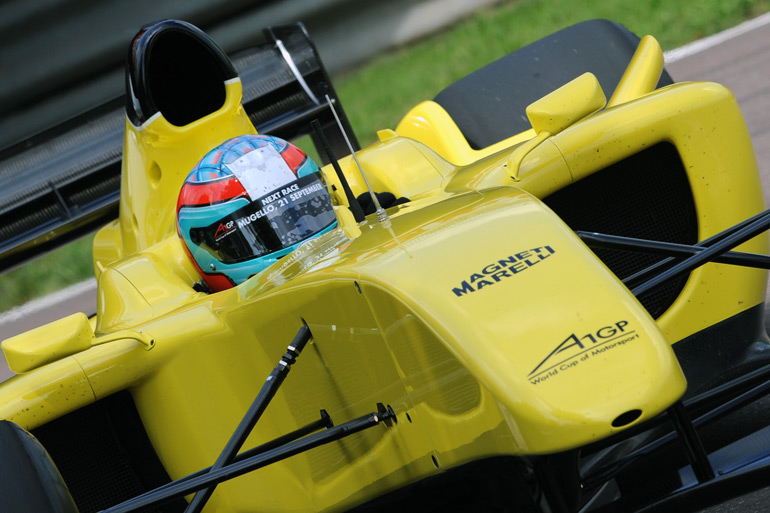 Andrea durante lo sviluppo della Ferrari per la serie A1 GP a Fiorano, foto di Mario Chiarappa