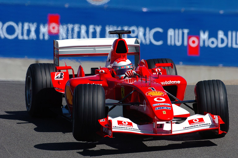 Un'esibizione a Laguna Seca al volante della Ferrari F2002