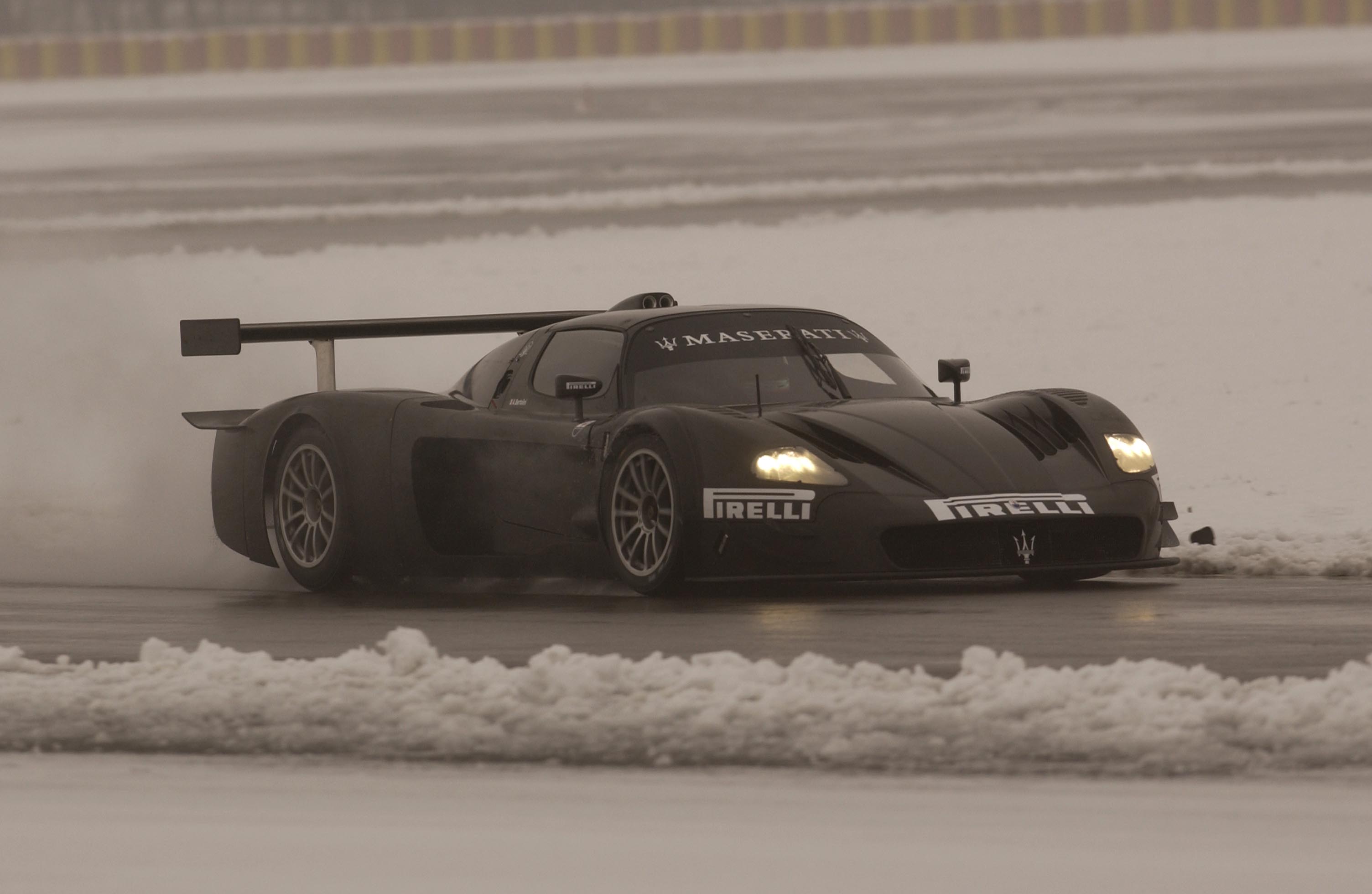 Maserati MC12 - Test a Fiorano sotto la neve - Foto di Mario Chiarappa