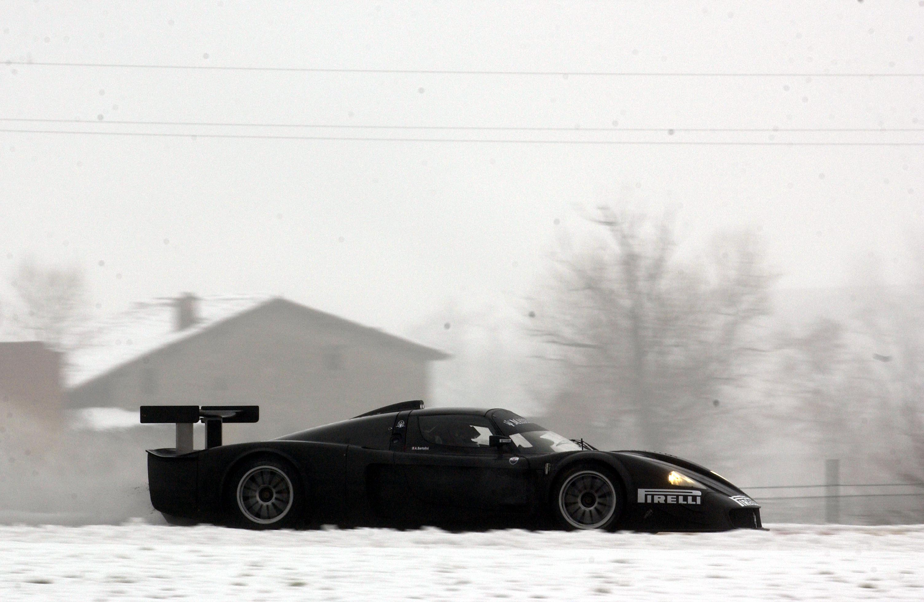 Maserati MC12 - Test a Fiorano sotto la neve - Foto di Mario Chiarappa