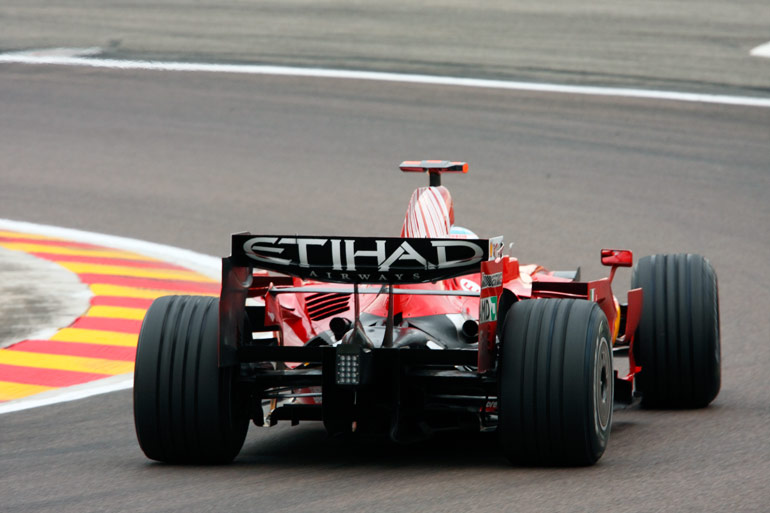 Andrea durante lo sviluppo della Ferrari F2008, foto di Antonio Bizzarri