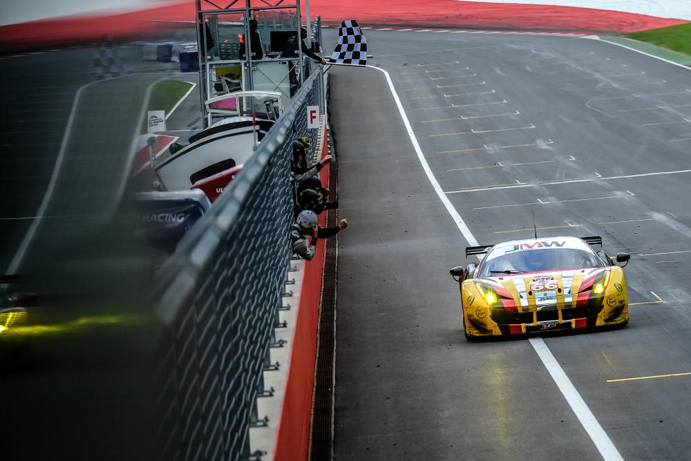 Ferrari 458 Italia, JMW Motorsport | 4 Ore di Spielberg