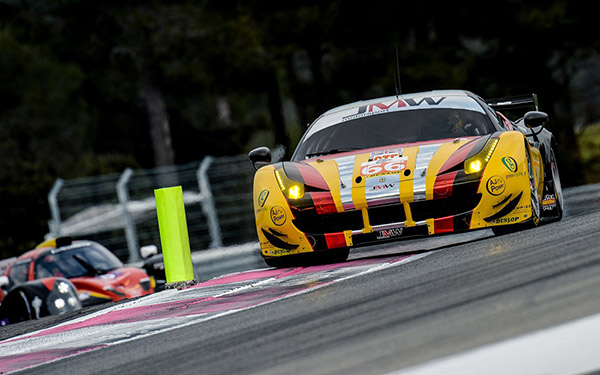 Andrea durante i test prestagionali al Paul Ricard su Ferrari 488 GTE