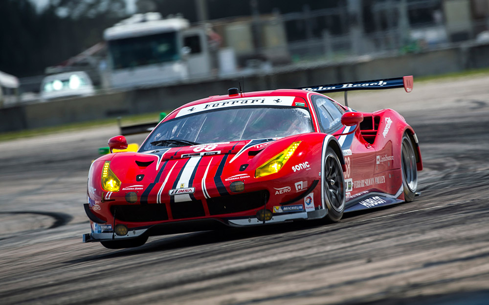 Andrea alla 12 Ore di Sebring su Ferrari 488 GTE